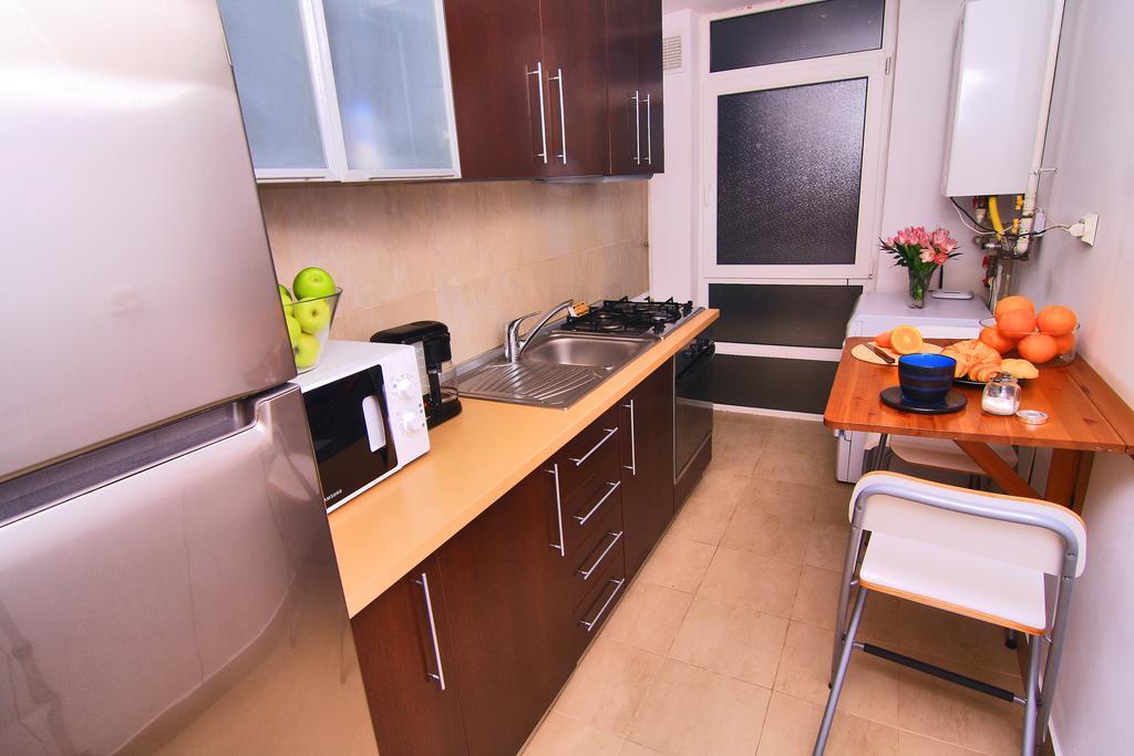 Nirvana Accommodation บูคาเรสต์ ภายนอก รูปภาพ
