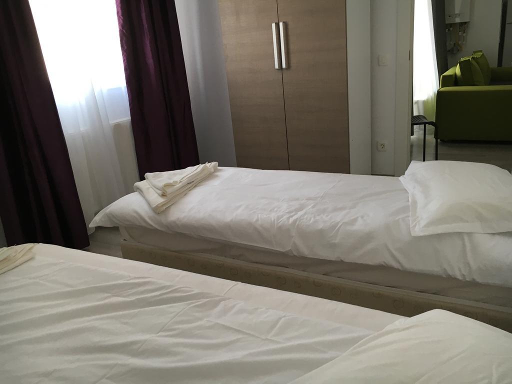 Nirvana Accommodation บูคาเรสต์ ภายนอก รูปภาพ
