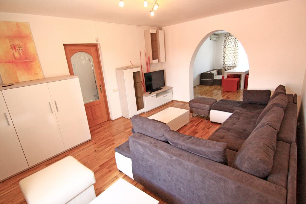 Nirvana Accommodation บูคาเรสต์ ภายนอก รูปภาพ