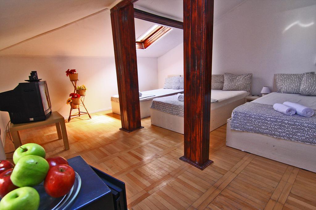 Nirvana Accommodation บูคาเรสต์ ห้อง รูปภาพ